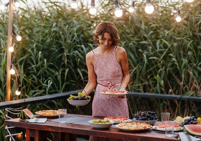 Tips for Hosting an Unforgettable Summertime Get Together